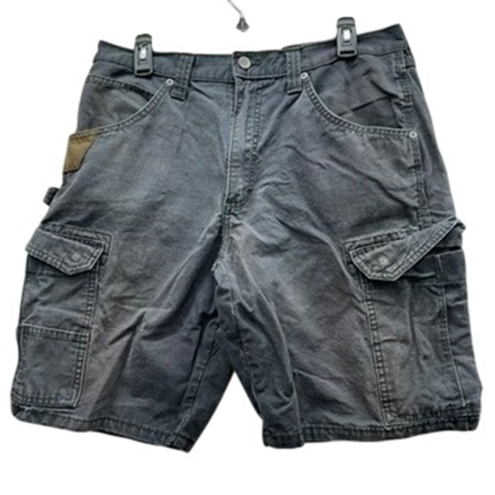 Wrangler mens black cargo shorts